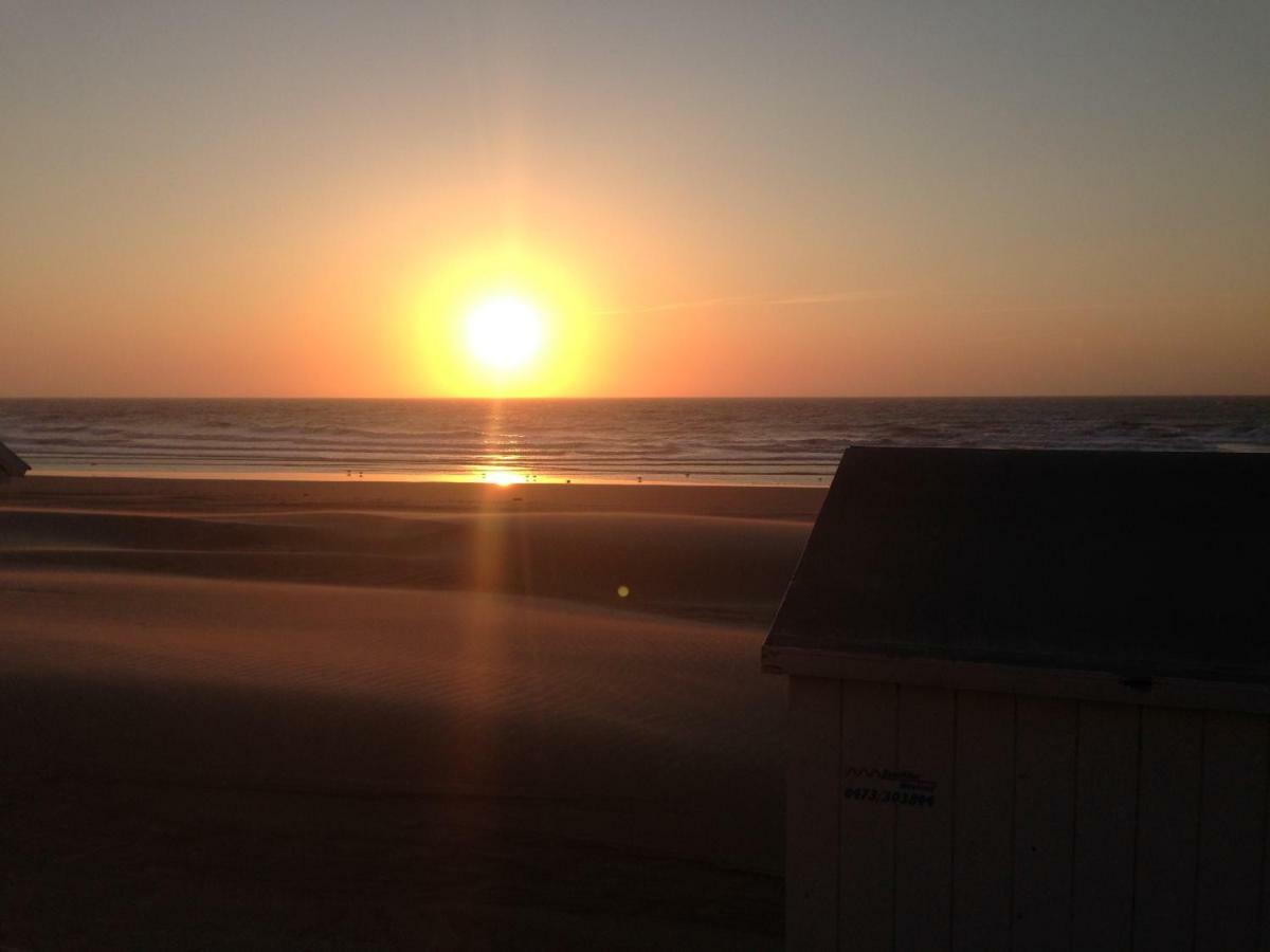 Comfort Aan Zee Guestrooms Oostende Exteriör bild